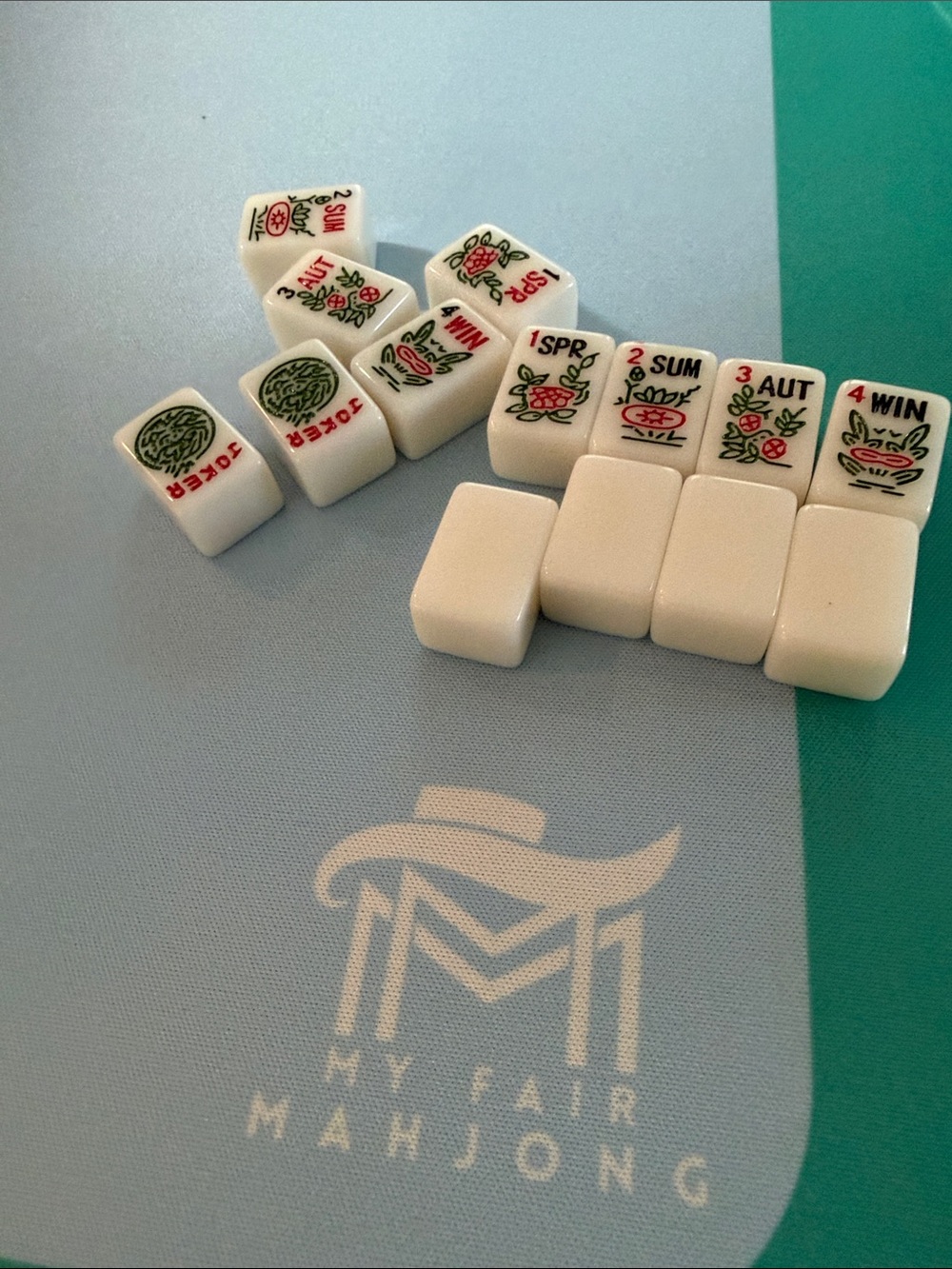 White Mahjong Tiles Set - Classic Floral Accents - Picture 3 of 13